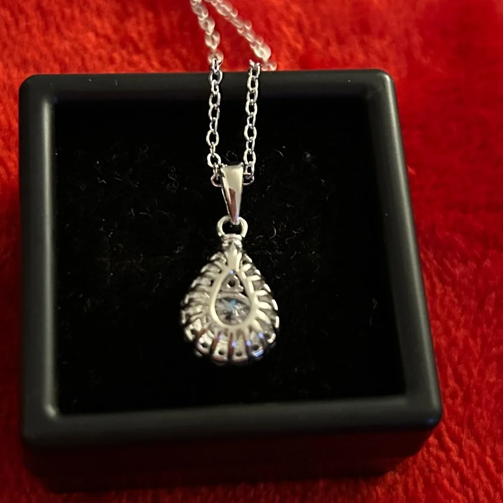 Luxury 1.0‎ carat Moissanite diamond Pendant Necklace